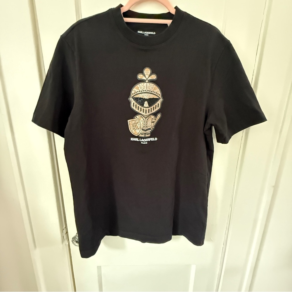 Karl Lagerfeld Paris Black Graphic Knight Tee Size M New without Tags